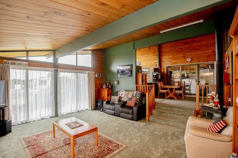 Photo of property in 43 Mahana Road, Ngatea, 3503