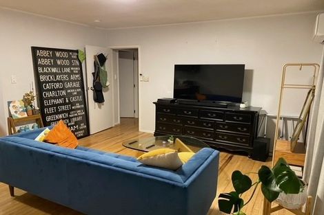 Photo of property in 3/125a Birkdale Road, Birkdale, Auckland, 0626