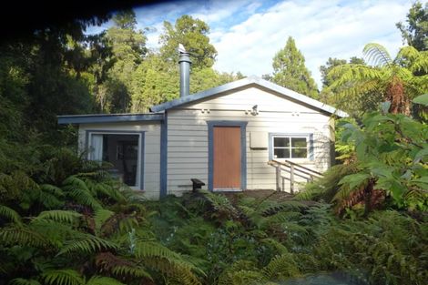 Photo of property in 1286 Lake Kaniere Road, Lake Kaniere, Kokatahi, 7881