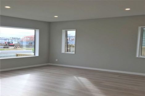 Photo of property in 14 Roa Avenue, Hobsonville, Auckland, 0616