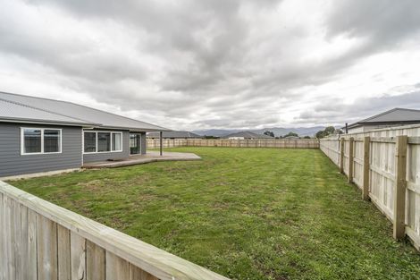 Photo of property in 8 Hartley Avenue, Carterton, 5713