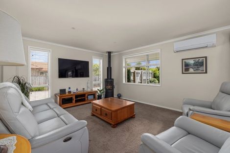 Photo of property in 25 Halyard Loop, Haruru, 0204