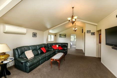 Photo of property in 595 Inland Road North, Onaero, Waitara, 4383