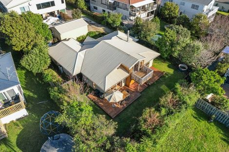 Photo of property in 1358a Whangaparaoa Road, Army Bay, Whangaparaoa, 0930