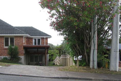 Photo of property in 86 Parr Terrace, Castor Bay, Auckland, 0620