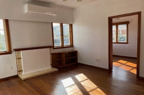 Photo of property in 13 Regent Street, Papatoetoe, Auckland, 2025