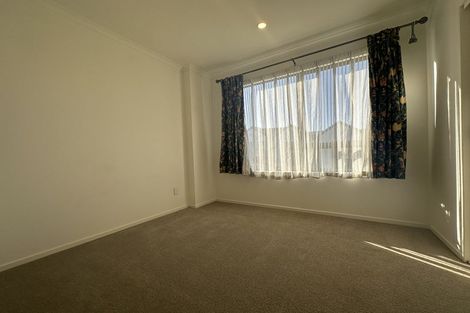 Photo of property in 60 Waipuhinui Way, Wiri, Auckland, 2104