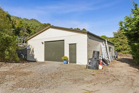Photo of property in 240 Huia Street, Waikanae, 5391