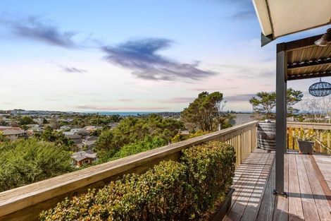 Photo of property in 15 Moorgreen Heights, Torbay, Auckland, 0630