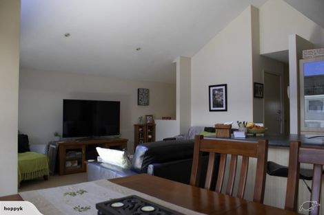 Photo of property in 2/48 May Street, Mount Maunganui, 3116