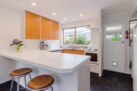 Photo of property in 7 Waikare Road, Raumati Beach, Paraparaumu, 5032