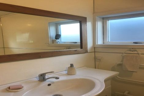 Photo of property in 44 Lorenzen Bay Road, Raglan, 3225