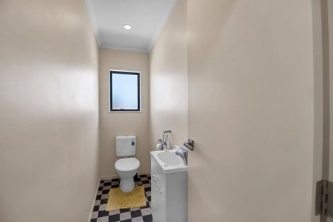 Photo of property in 81a Oranga Street, Westown, New Plymouth, 4310