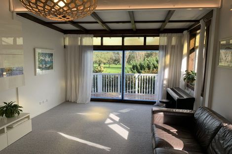 Photo of property in 32 Wairoa Road, Narrow Neck, Auckland, 0624