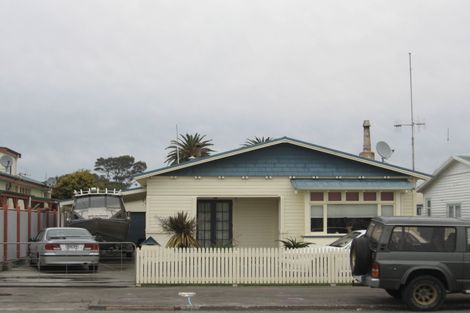 Photo of property in 4 Creagh Street, Te Awa, Napier, 4110