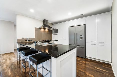 Photo of property in 8 Stratford Avenue, Milford, Auckland, 0620