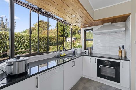 Photo of property in 16 Dreadon Road, Manurewa, Auckland, 2102