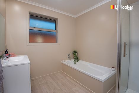 Photo of property in 23 Mallard Drive, Waihola, Outram, 9073