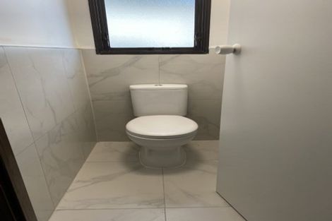 Photo of property in 36 Caribbean Drive, Unsworth Heights, Auckland, 0632