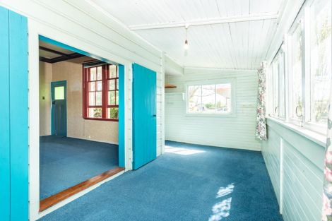 Photo of property in 60 Cliff Road, Te Karaka, 4022