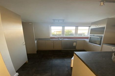 Photo of property in 12 Woburn Street, Waipukurau, 4200