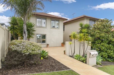 Photo of property in 17 West Hoe Heights, Orewa, 0931