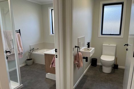 Photo of property in 14 Middleton Way, Ashhurst, 4810