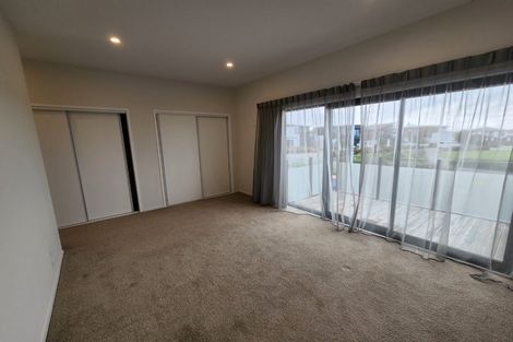 Photo of property in 30 Te Oneroa Way, Long Bay, Auckland, 0630