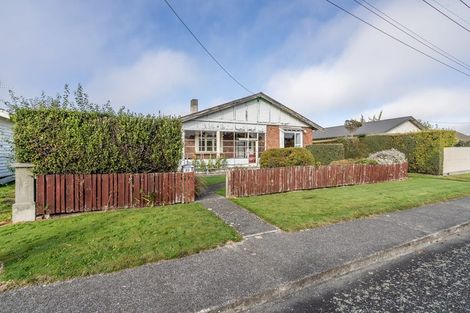 Photo of property in 20 Irving Street, Gore, 9710