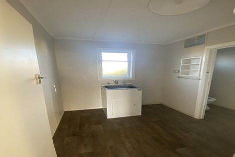 Photo of property in 12 Woburn Street, Waipukurau, 4200