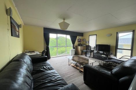 Photo of property in 51c Mandalay Terrace, Khandallah, Wellington, 6035