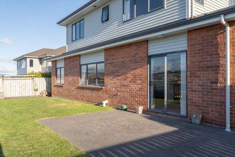Photo of property in 49 Erlestoke Crescent, Churton Park, Wellington, 6037