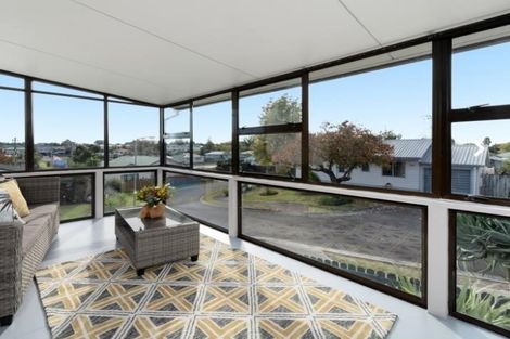 Photo of property in 18 Park View Rise, Gate Pa, Tauranga, 3112