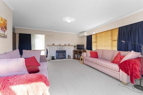Photo of property in 6 Brandon Street, Otaki, 5512
