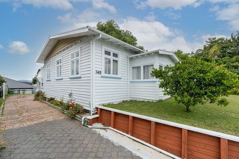 Photo of property in 345 Kihikihi Road, Te Awamutu, 3800
