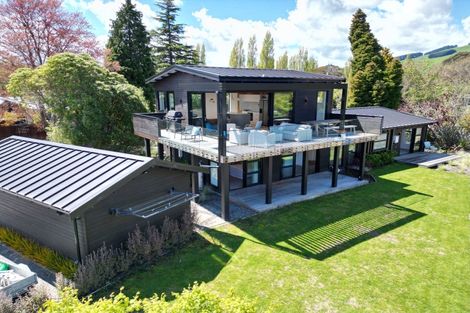 Photo of property in 2 Nisbet Terrace, Kinloch, Taupo, 3377