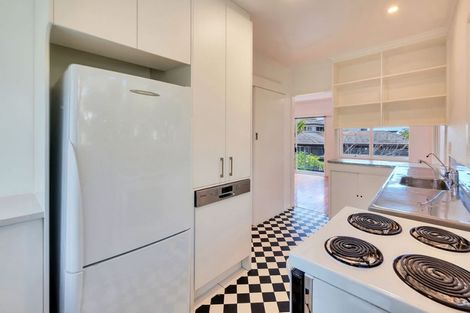 Photo of property in 1/17 Lake View Road, Takapuna, Auckland, 0622