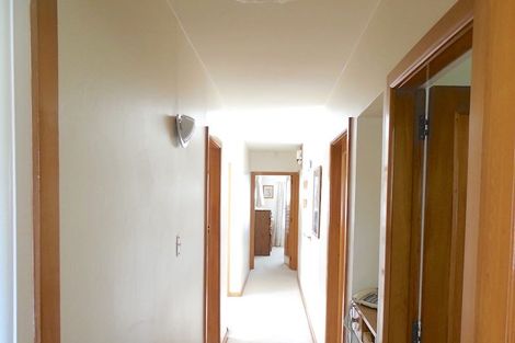 Photo of property in 7 Haslett Place, Upper Riccarton, Christchurch, 8041