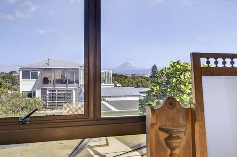 Photo of property in 24b Birdwood Avenue, Moturoa, New Plymouth, 4310