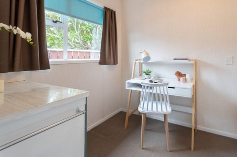 Photo of property in 34 Oriel Avenue, Tawa, Wellington, 5028