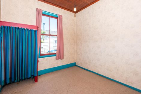 Photo of property in 60 Cliff Road, Te Karaka, 4022