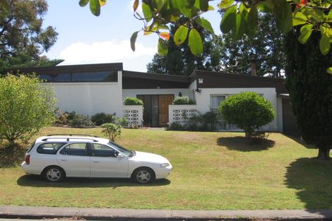 Photo of property in 36 Bentley Avenue, Glenfield, Auckland, 0629