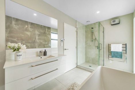 Photo of property in 164 Shillingford Boulevard, Rolleston, 7615