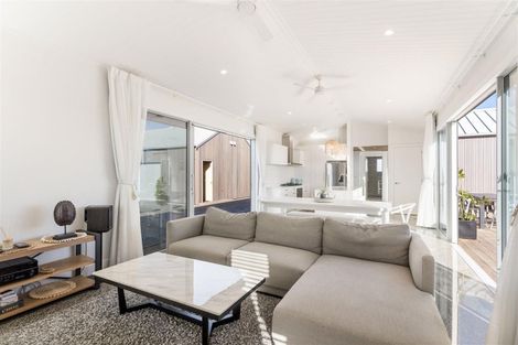 Photo of property in 218 Hamiora Street, Matarangi, 3592