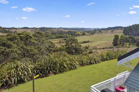 Photo of property in 176 Valley Road, Waitoki, Kaukapakapa, 0871