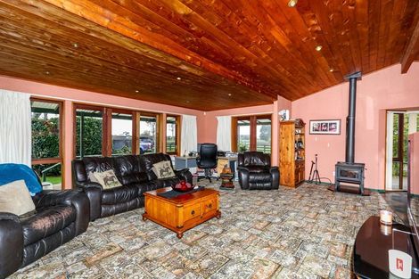 Photo of property in 24 Waipapa Road, Waitara, 4383