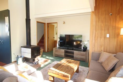 Photo of property in 2/23 Moore Street, Ohakune, 4625