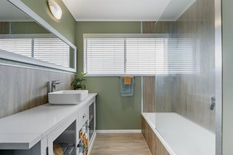 Photo of property in 35 Boucher Avenue, Te Puke, 3119