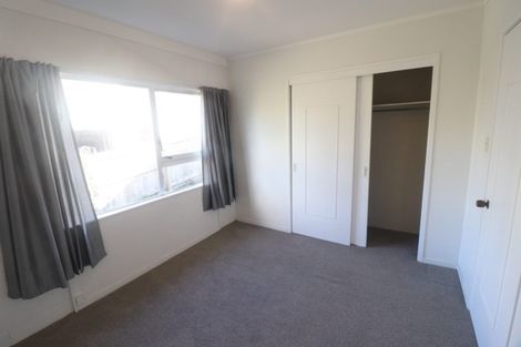 Photo of property in 3/52 Fruitvale Road, New Lynn, Auckland, 0600