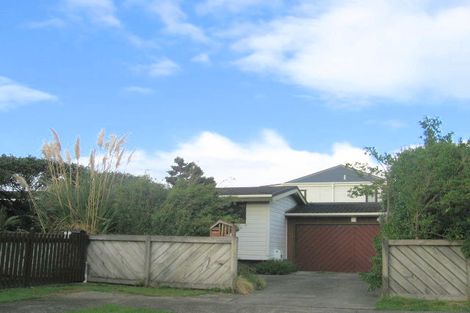 Photo of property in 29 Rembrandt Avenue, Tawa, Wellington, 5028